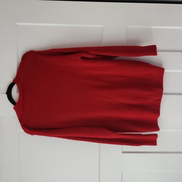 Express womens size XS red oversized sweater - Picture 3 of 5